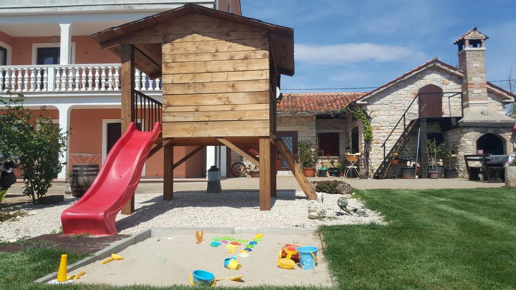 Apartments Sorgo Novigrad Istria Extérieur photo