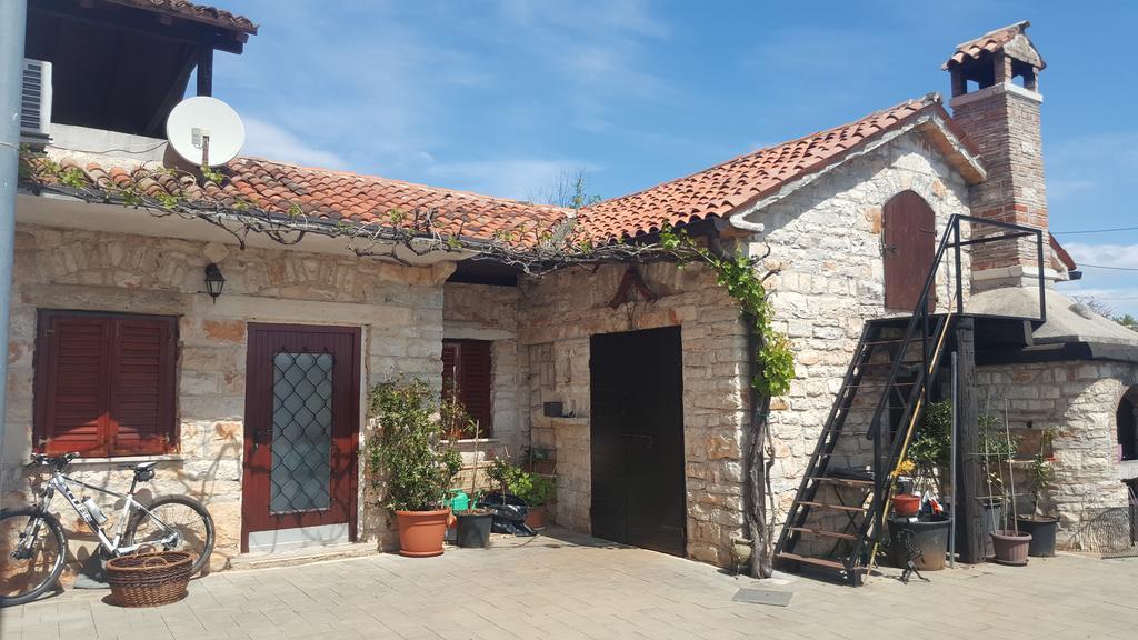 Apartments Sorgo Novigrad Istria Extérieur photo